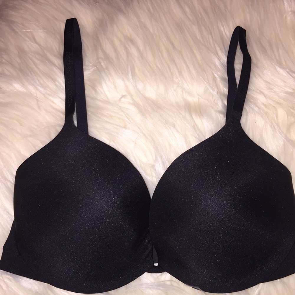 Victoria Secret plunge black bra like new